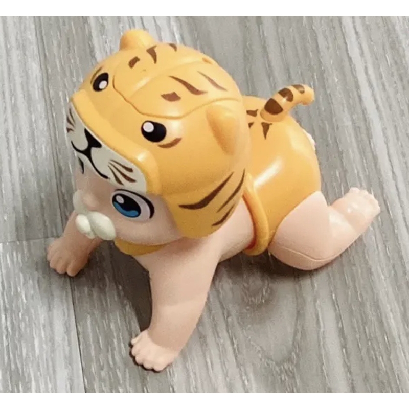 Mô hình đồ chơi em bé tập bò (có nhạc)